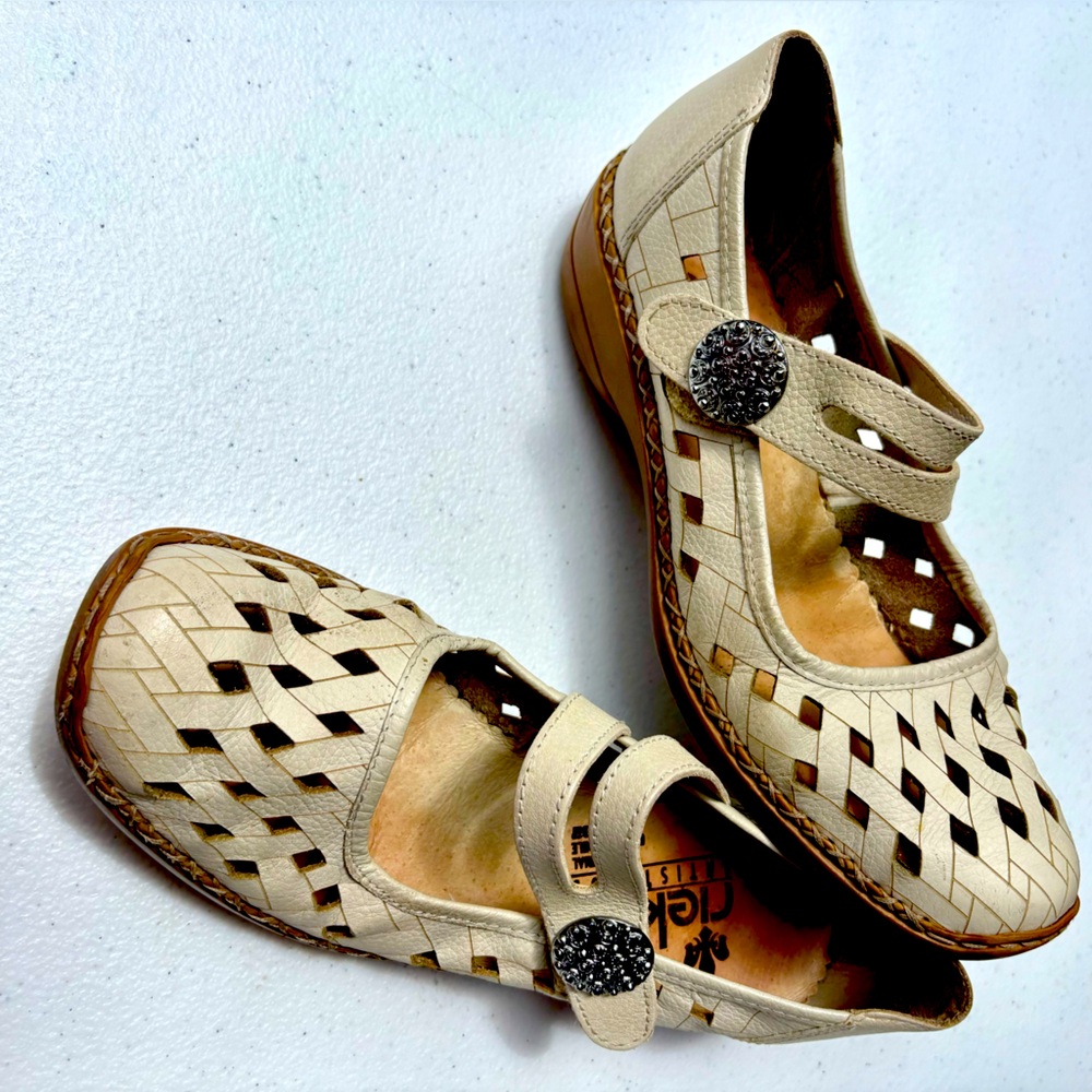 RIEKER Antistress Basketweave Cream Leather Comfort Mary Janes